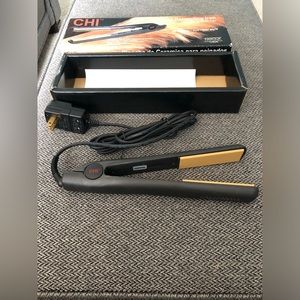 CHI Ceramic Hairstyling Iron
